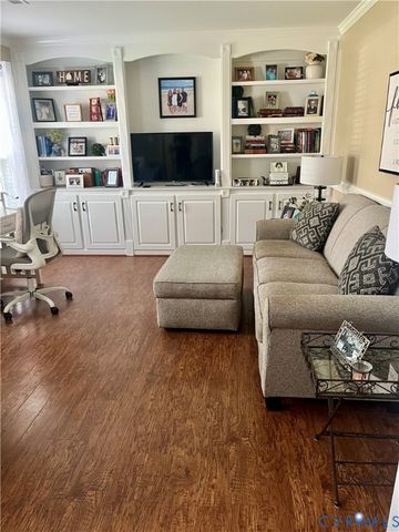 3161 Poplar View Pl, Chester, VA 23831