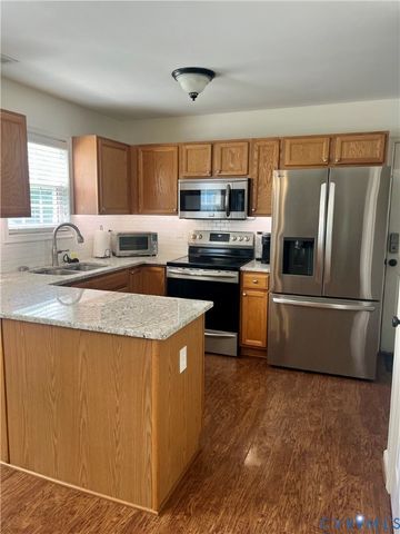 3161 Poplar View Pl, Chester, VA 23831