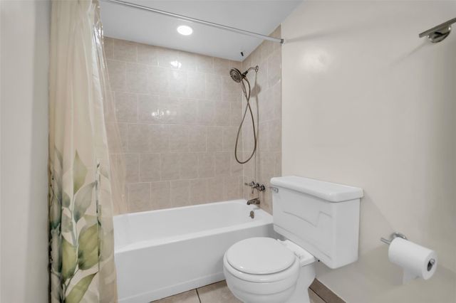 3934 W Alabama Street 6, Houston, TX 77027