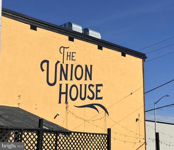 102 E UNION ST, Burlington, NJ 08016