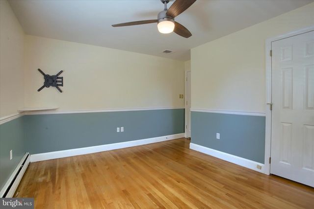 25 OAK AVE, Camp Hill, PA 17011