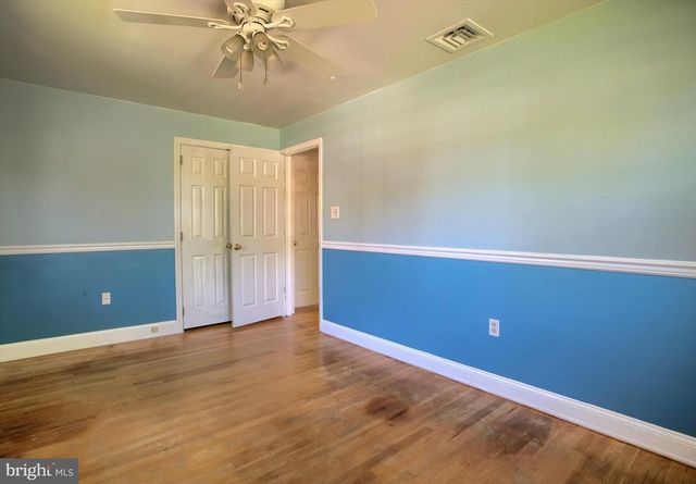 25 OAK AVE, Camp Hill, PA 17011