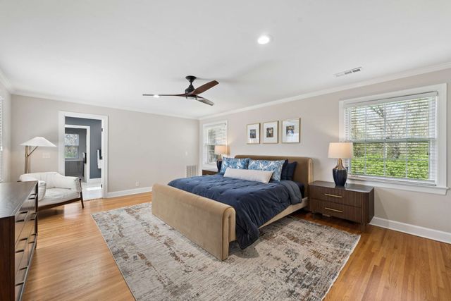 4401 Curtiswood Cir, Nashville, TN 37204