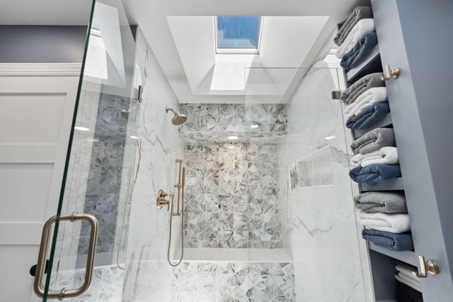 4401 Curtiswood Cir, Nashville, TN 37204