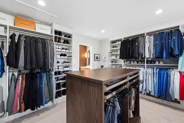 4401 Curtiswood Cir, Nashville, TN 37204