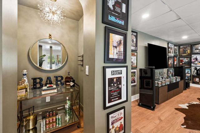 4401 Curtiswood Cir, Nashville, TN 37204