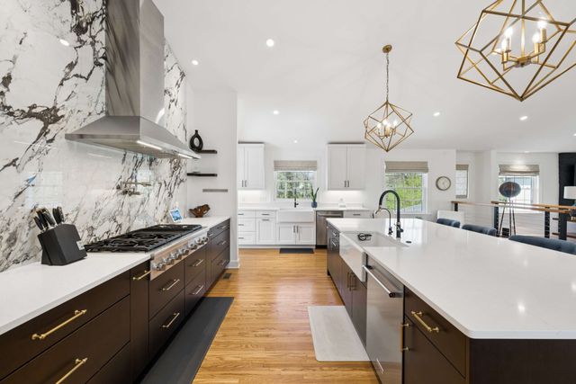 4401 Curtiswood Cir, Nashville, TN 37204