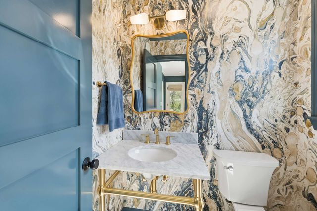 4401 Curtiswood Cir, Nashville, TN 37204