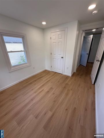 549 Beach Street, Orange, NJ 07050