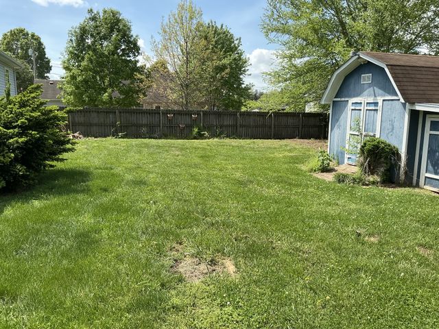 1706 Brittany Ct, Columbia, TN 38401