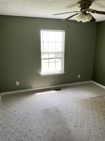 1706 Brittany Ct, Columbia, TN 38401