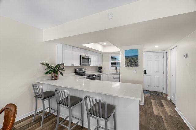 3939 Ocean Drive 206B, Vero Beach, FL 32963