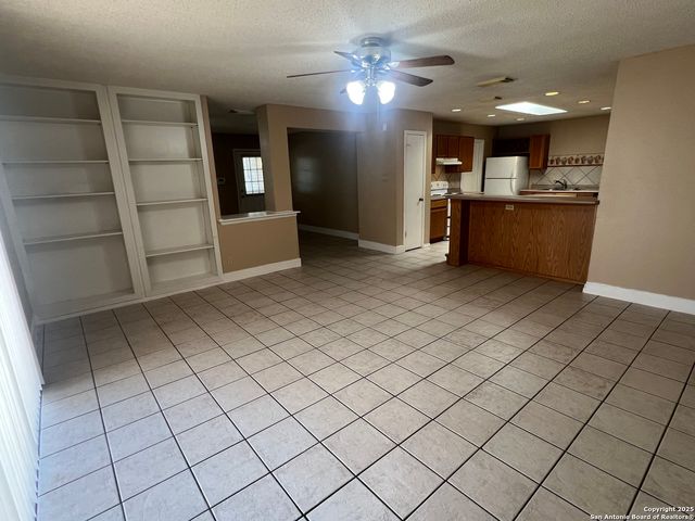 15558 Knollmeadow, San Antonio, TX 78247