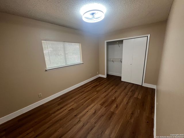 15558 Knollmeadow, San Antonio, TX 78247