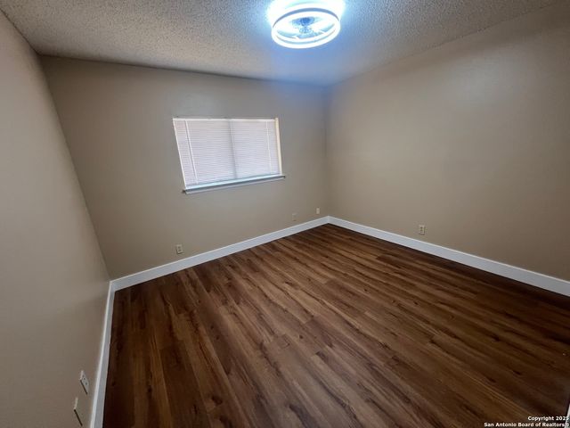 15558 Knollmeadow, San Antonio, TX 78247