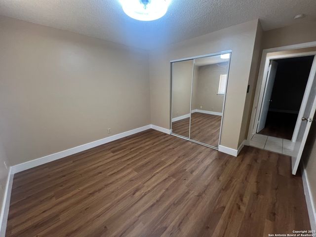 15558 Knollmeadow, San Antonio, TX 78247