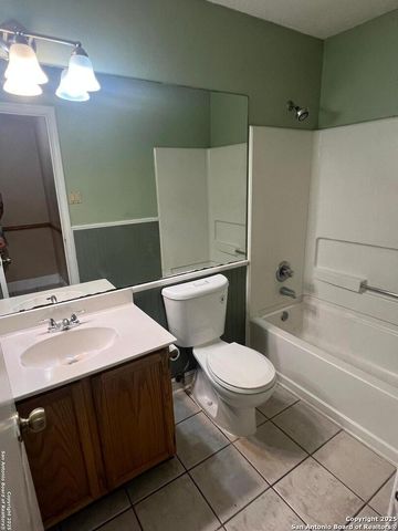 15558 Knollmeadow, San Antonio, TX 78247