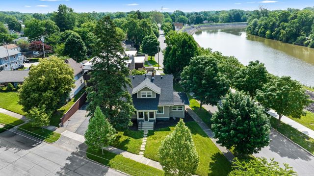 1204 Delta Boulevard, Fort Wayne, IN 46805