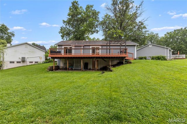 16 Saddleback Court, O'fallon, MO 63368
