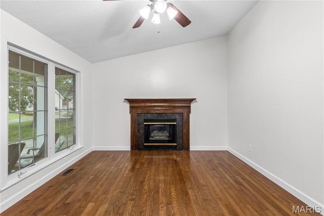 16 Saddleback Court, O'fallon, MO 63368