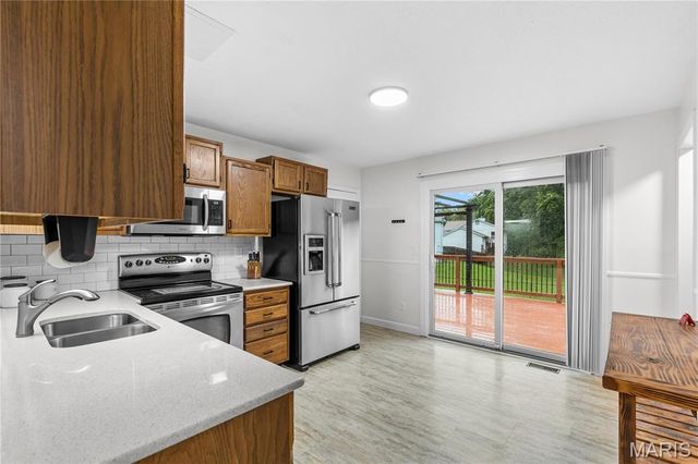 16 Saddleback Court, O'fallon, MO 63368