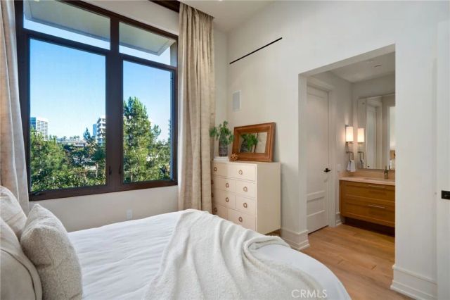 1535 Santa Barbara, Newport Beach, CA 92660