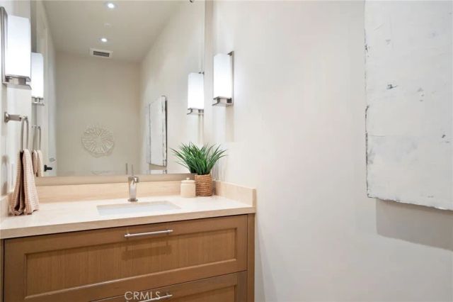 1535 Santa Barbara, Newport Beach, CA 92660