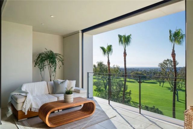 1535 Santa Barbara, Newport Beach, CA 92660