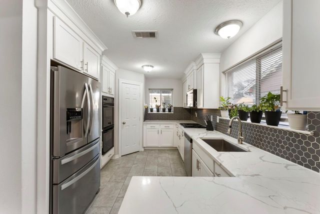 11431 Bethnal Green Drive, Houston, TX 77066