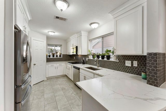 11431 Bethnal Green Drive, Houston, TX 77066