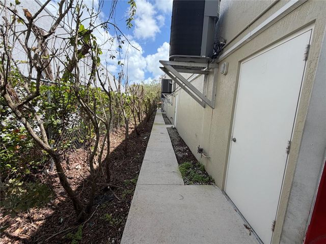 14911 SW 137th St 14911, Miami, FL 33196