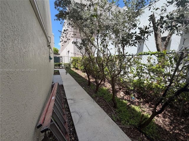 14911 SW 137th St 14911, Miami, FL 33196