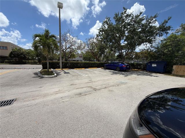 14911 SW 137th St 14911, Miami, FL 33196