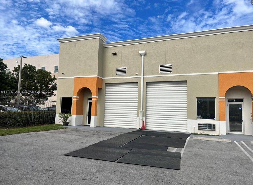 14911 SW 137th St 14911, Miami, FL 33196