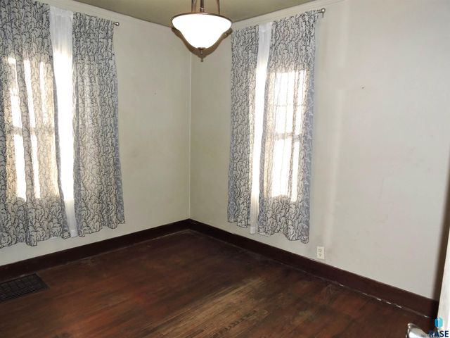 719 N Sherman Ave Avenue, Sioux Falls, SD 57103