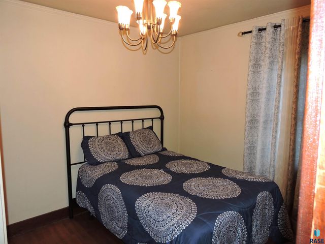 719 N Sherman Ave Avenue, Sioux Falls, SD 57103