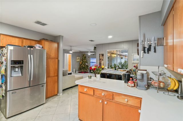 522 Rawleigh Dr, Corpus Christi, TX 78412