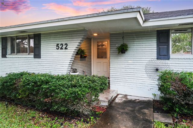 522 Rawleigh Dr, Corpus Christi, TX 78412