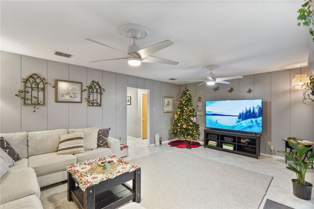 522 Rawleigh Dr, Corpus Christi, TX 78412