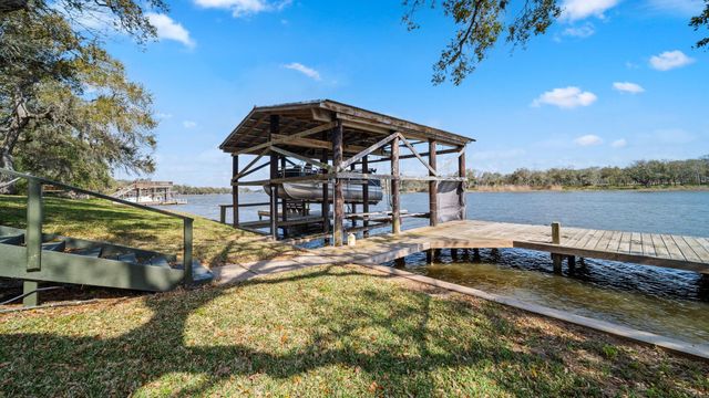 6250 County Road 659, Brazoria, TX 77422