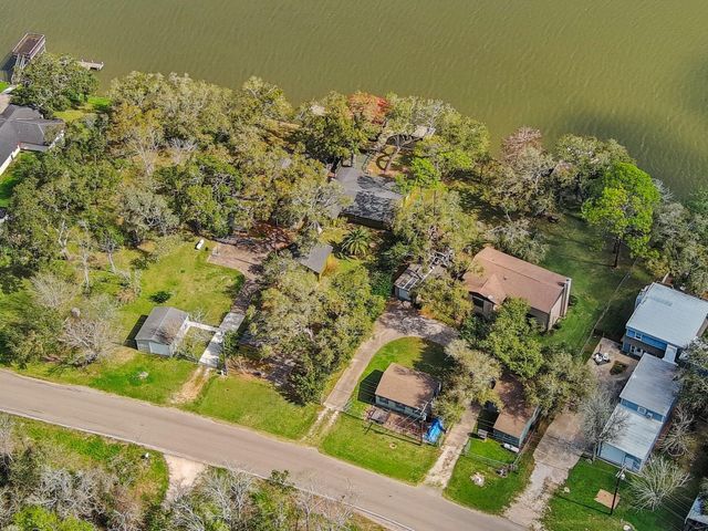 6250 County Road 659, Brazoria, TX 77422