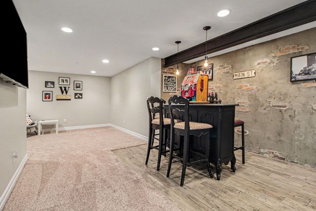 5875 Pinecrest Estates Drive, Salem Twp, MI 48105