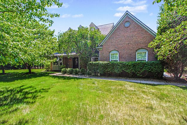 5875 Pinecrest Estates Drive, Salem Twp, MI 48105