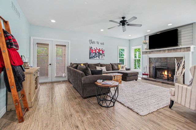 5875 Pinecrest Estates Drive, Salem Twp, MI 48105