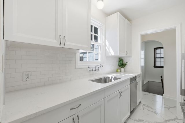 2904 Alabama Avenue S, Saint Louis Park, MN 55416