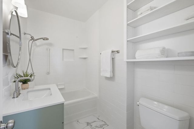 2904 Alabama Avenue S, Saint Louis Park, MN 55416