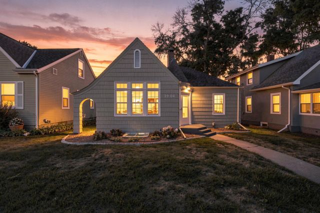 2904 Alabama Avenue S, Saint Louis Park, MN 55416