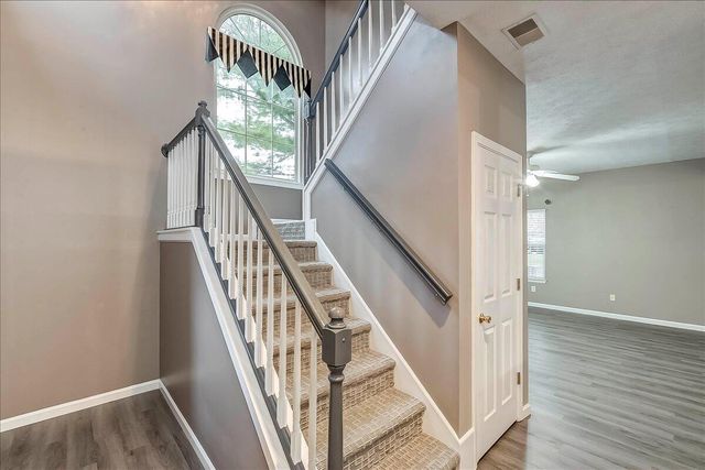 2160 Birkdale Drive, Lexington, KY 40509