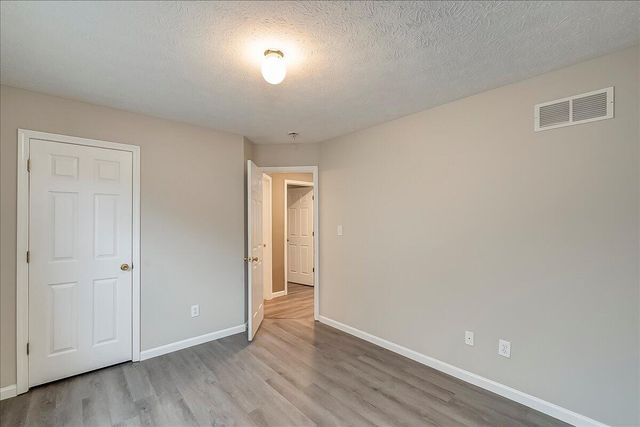 2160 Birkdale Drive, Lexington, KY 40509