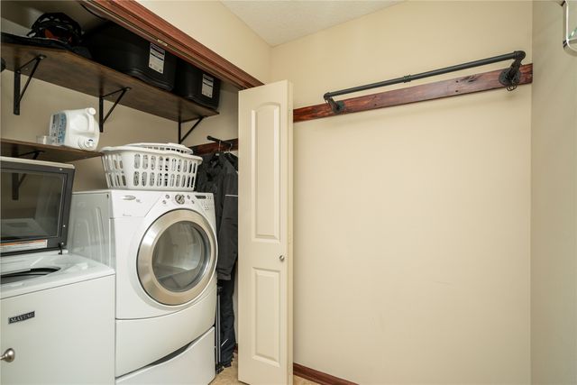 303 Filmore Avenue SE, Bondurant, IA 50035